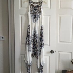 Women’s Chicos asymmetrical dress size 0 + gold belt